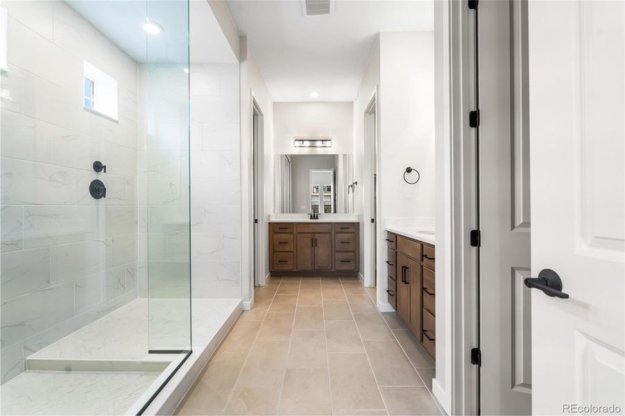 Furnished interior view inside a new home in Sterling Ranch, Littleton (Image 11). Furnished interior view inside a new home in Sterling Ranch, Littleton (Image 11).