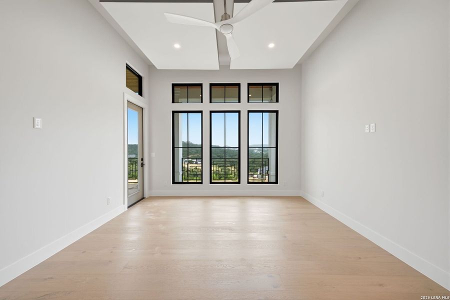 Spacious, unfurnished interior of a new home in , San Antonio (Image 45). Spacious, unfurnished interior of a new home in , San Antonio (Image 45).