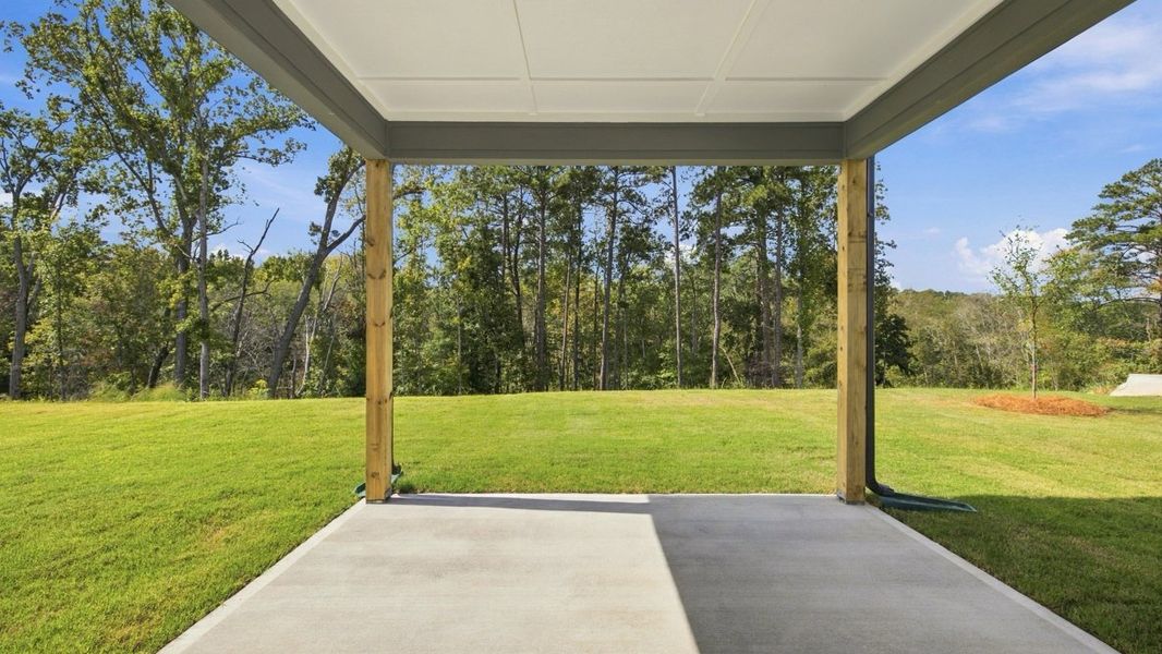 Representative exterior details of a home built from the Belfort by D.R. Horton in Hamptons at Riverwood North, Dallas (Image 3).