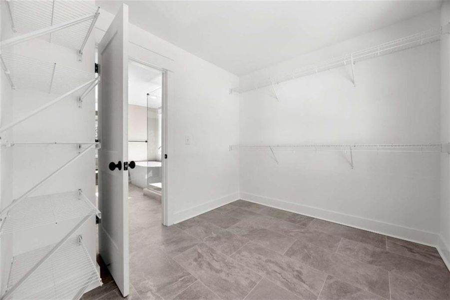 Spacious, unfurnished interior of a new home in , Monroe (Image 44).