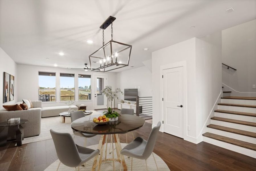 Furnished interior view inside a new home in Linkside Las Colinas, Irving (Image 10).