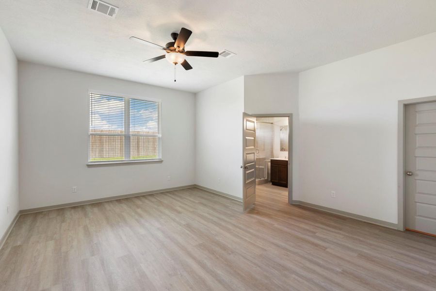 Image 22 of a home in Sterling Ridge. Image 22 of a home in Sterling Ridge.