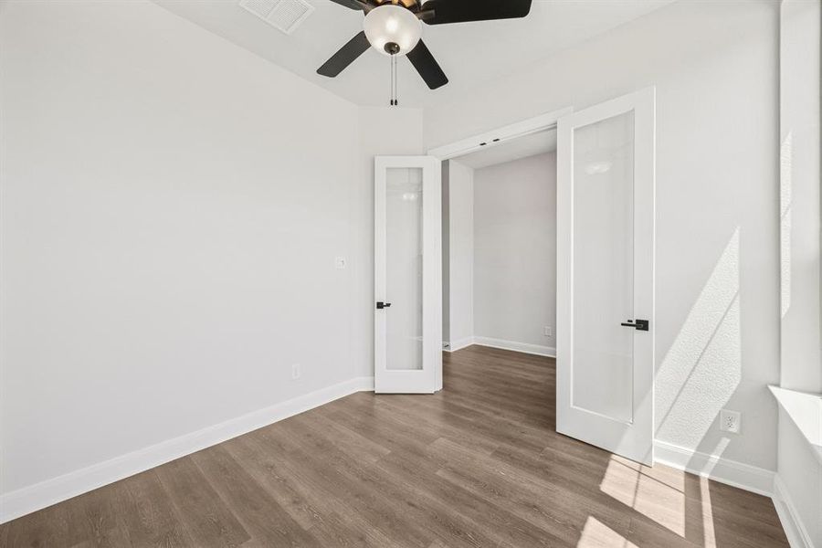 Spacious, unfurnished interior of a new home in Elements at Viridian - Garden Series, Arlington (Image 17). Spacious, unfurnished interior of a new home in Elements at Viridian - Garden Series, Arlington (Image 17).