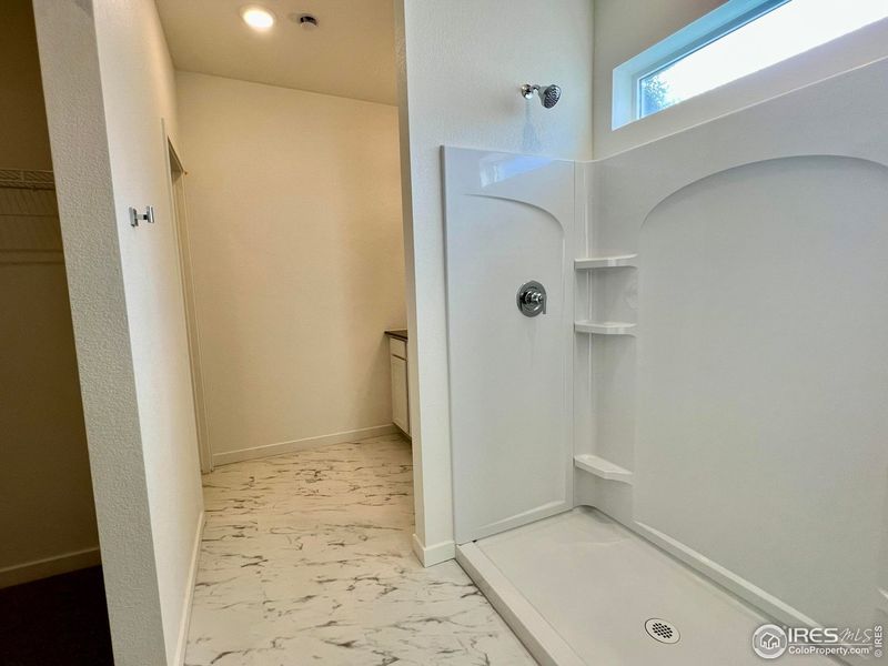 Spacious, unfurnished interior of a new home in Union Colony West, Greeley (Image 13).