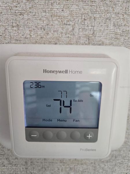 Close-up of interior finishes inside a home in , Spring Hill (Image 7).