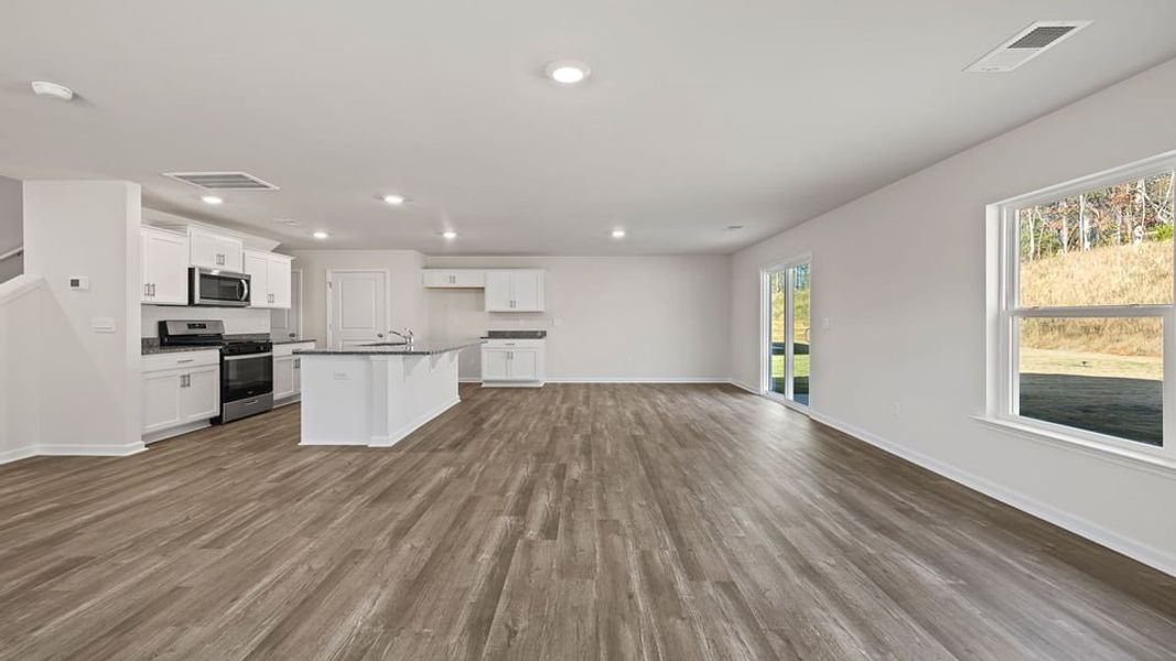 Spacious, unfurnished interior of a new home in Cloverdale Hills, Piedmont (Image 16). Spacious, unfurnished interior of a new home in Cloverdale Hills, Piedmont (Image 16).