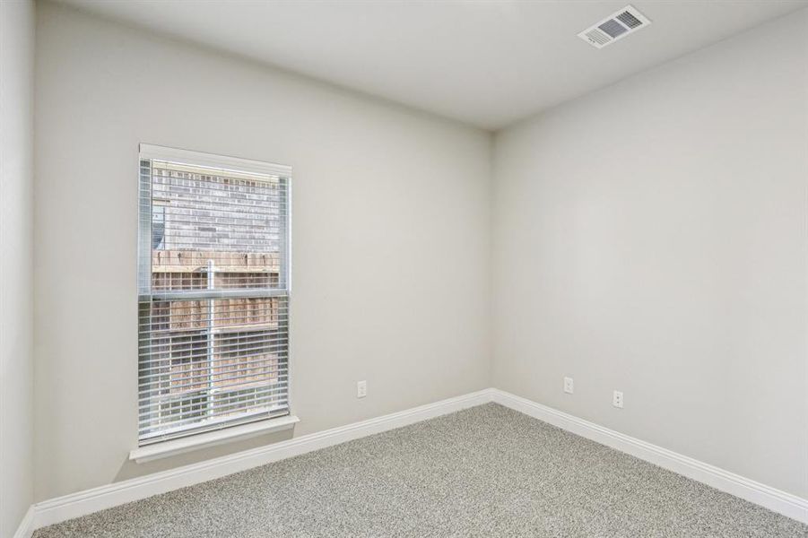 Spacious, unfurnished interior of a new home in , Alvarado (Image 21).