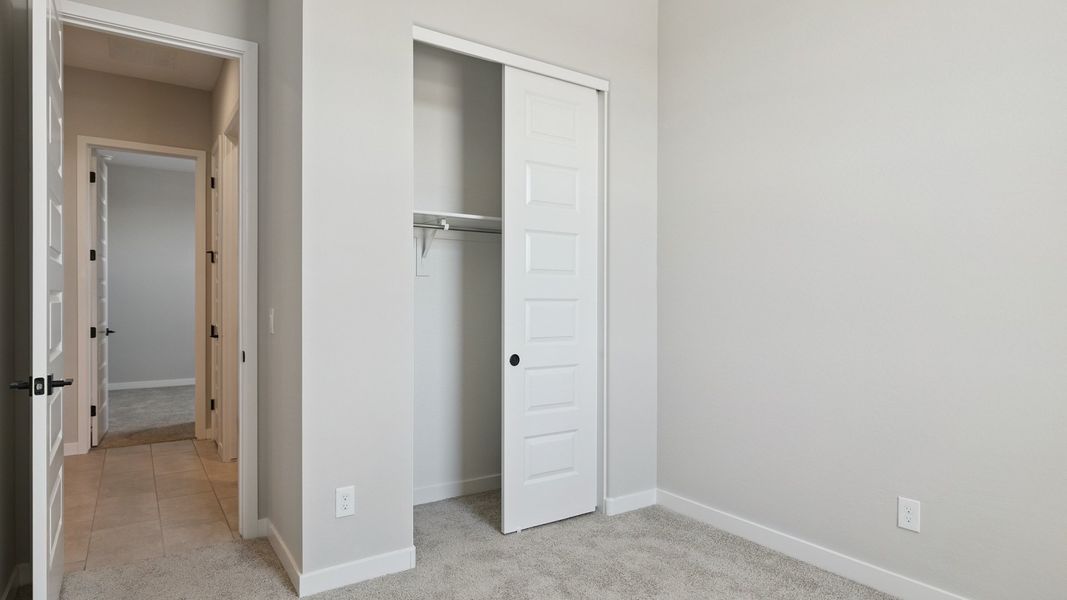 Spacious, unfurnished interior of a new home in Upper Canyon, Phoenix (Image 20).