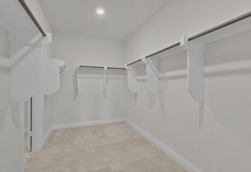 Plan 4029 closet - 9 of 14