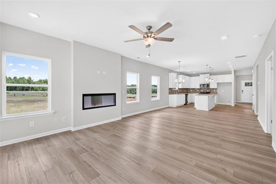 Spacious, unfurnished interior of a new home in Summerfield Place, Carrollton (Image 19).