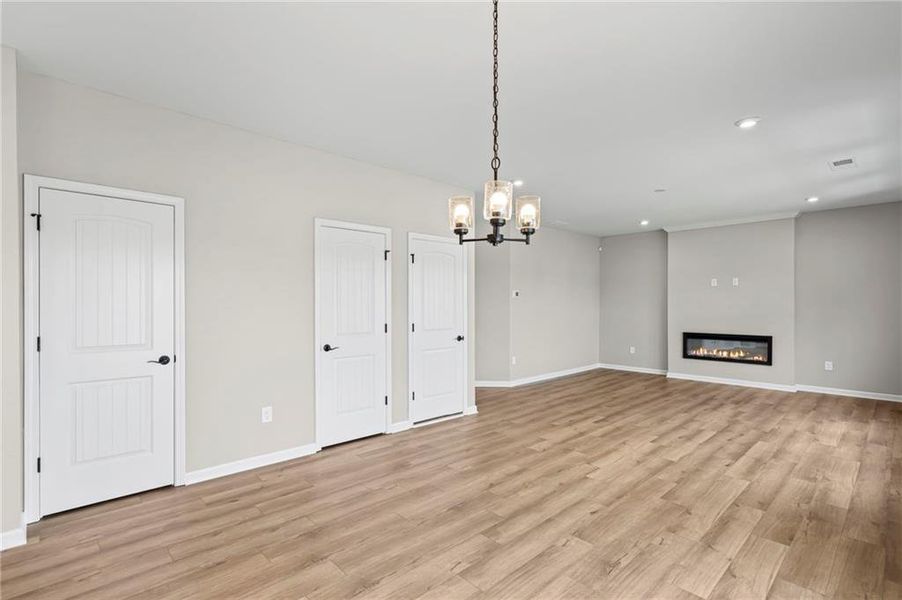 Spacious, unfurnished interior of a new home in Twin Lakes, Braselton (Image 12).