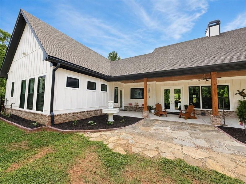 Exterior details and patio area of a home in , Jefferson (Image 24).