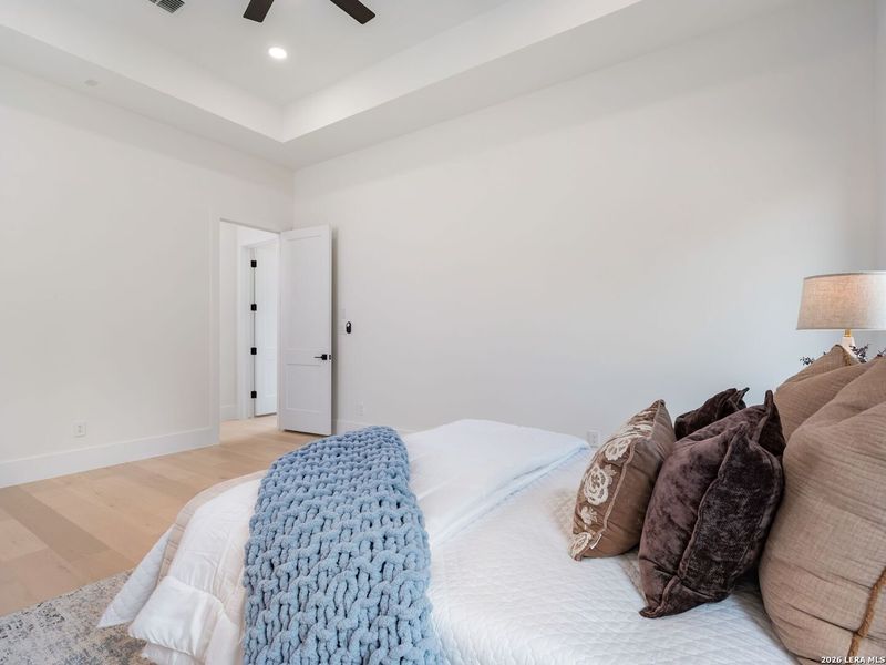 Furnished interior view inside a new home in , Fair Oaks Ranch (Image 52).
