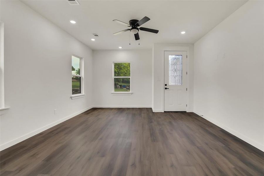 Spacious, unfurnished interior of a new home in , Whitewright (Image 11). Spacious, unfurnished interior of a new home in , Whitewright (Image 11).
