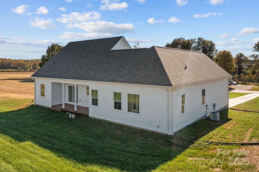 Image 43 of a home in . Image 43 of a home in .