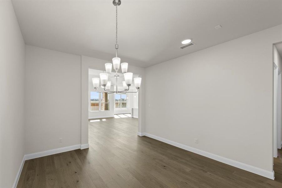 08. 1328 David - Dining (2) 08. 1328 David - Dining (2)