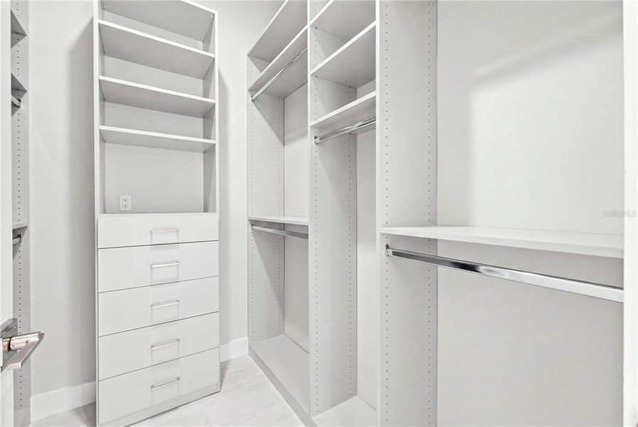Furnished interior view inside a new home in , Winter Haven (Image 43).