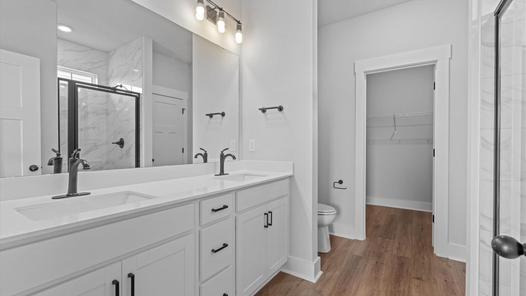 Furnished interior view inside a new home in Pinebrook, Woodruff (Image 25).