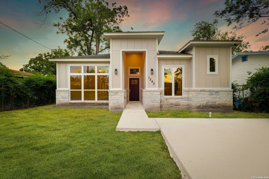 Exterior details and patio area of a home in , San Antonio (Image 25). Exterior details and patio area of a home in , San Antonio (Image 25).