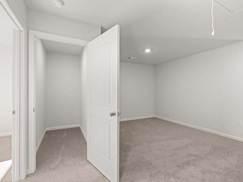 Spacious, unfurnished interior of a new home in Hughes Court, Dawsonville (Image 13).