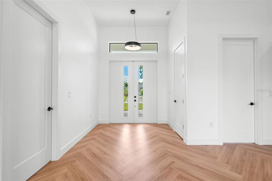 Spacious, unfurnished interior of a new home in , North Port (Image 47).