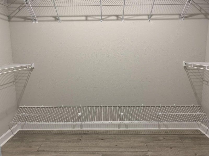 Master Walk In Closet