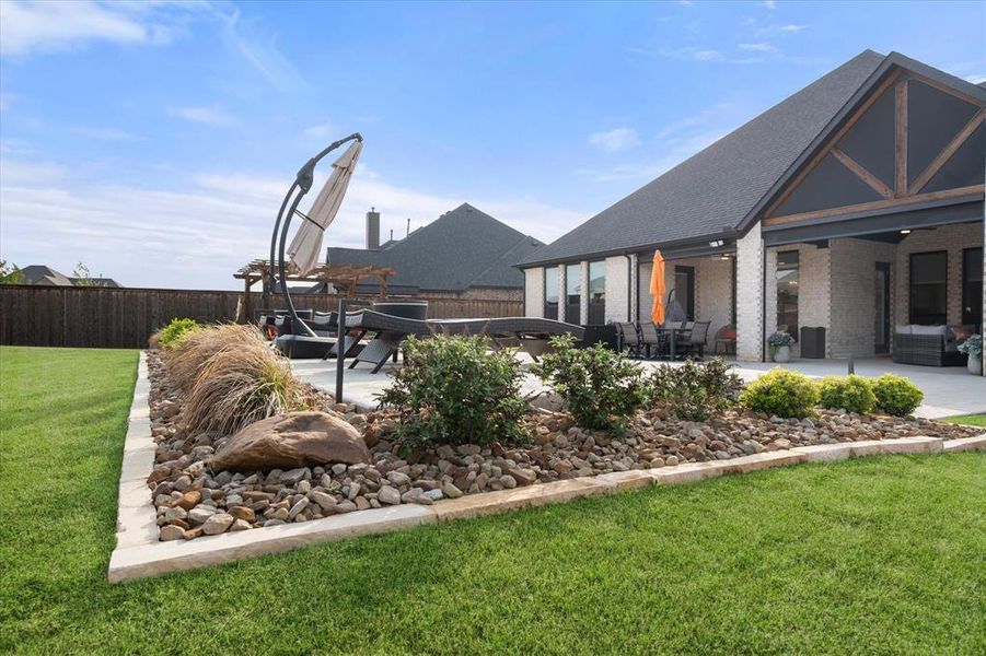 Community amenities in , Mansfield (Image 34).