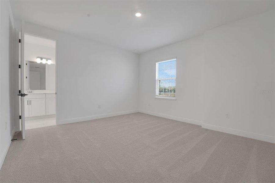 Spacious, unfurnished interior of a new home in Palms at Windermere, Windermere (Image 23).