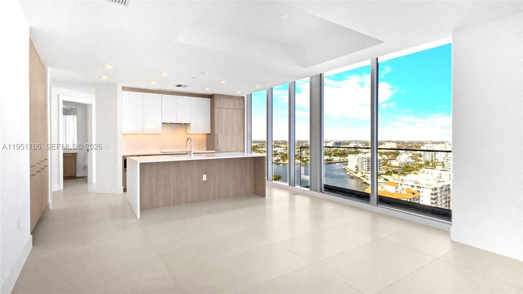 Spacious, unfurnished interior of a new home in , Fort Lauderdale (Image 13).