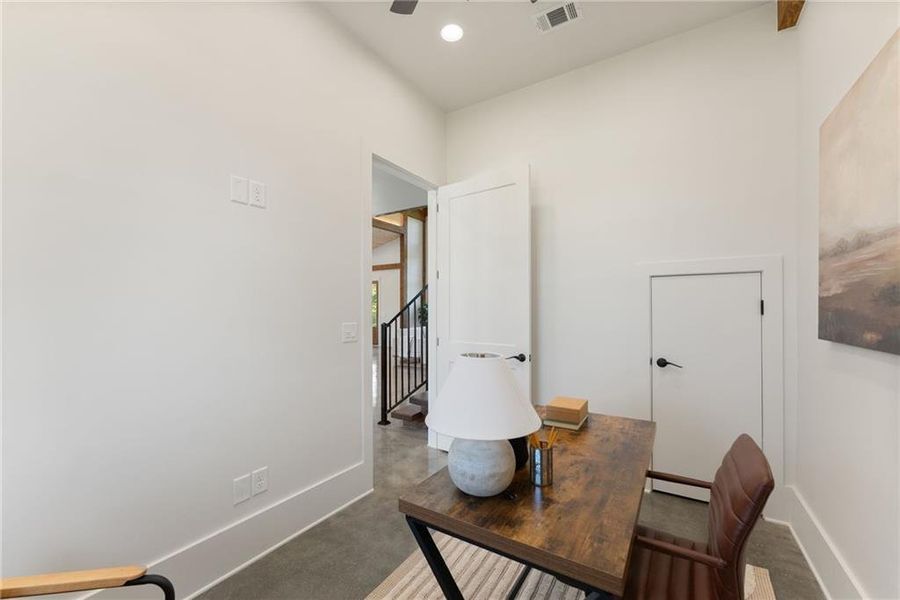 Furnished interior view inside a new home in , Clermont (Image 17). Furnished interior view inside a new home in , Clermont (Image 17).