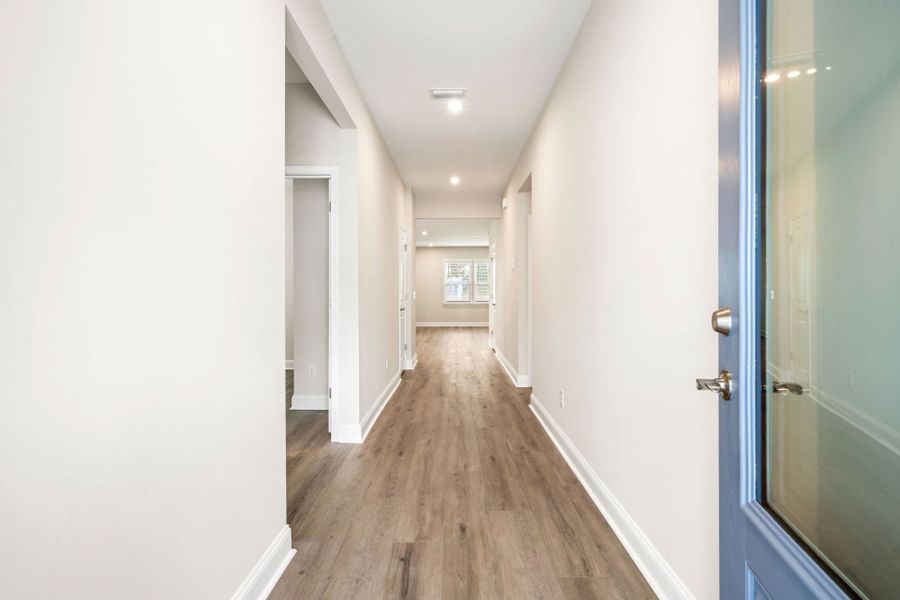 Spacious, unfurnished interior of a new home in Salem Bay, Beaufort (Image 32).