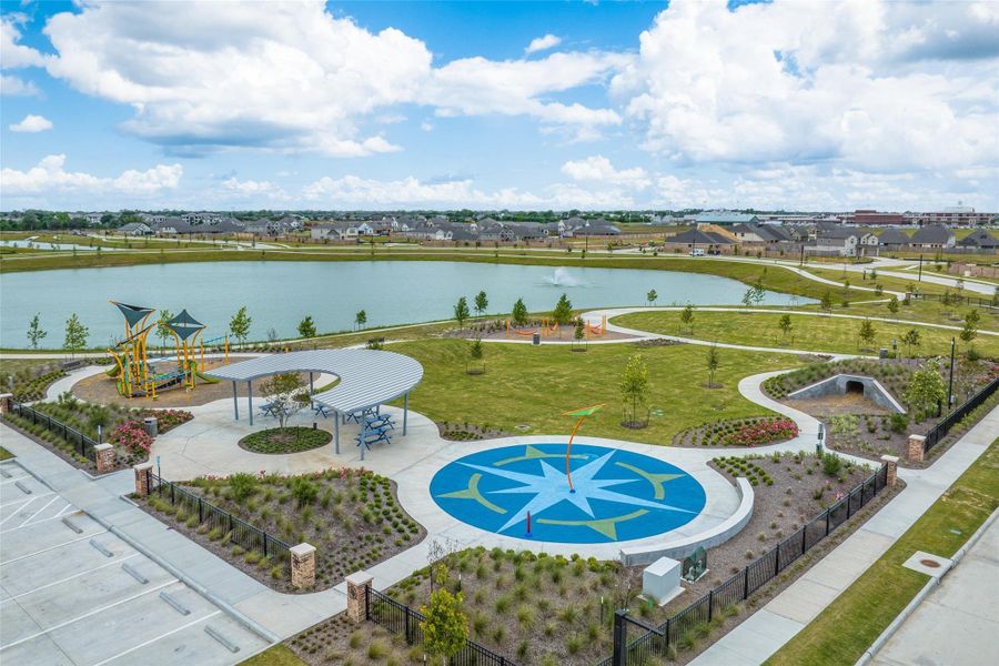 Community amenities in Windrose Green: Cottage Collection, Angleton (Image 22).