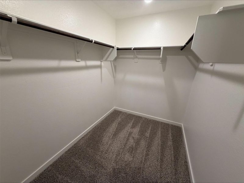 Spacious, unfurnished interior of a new home in Sterling Ridge, Huntsville (Image 8). Spacious, unfurnished interior of a new home in Sterling Ridge, Huntsville (Image 8).