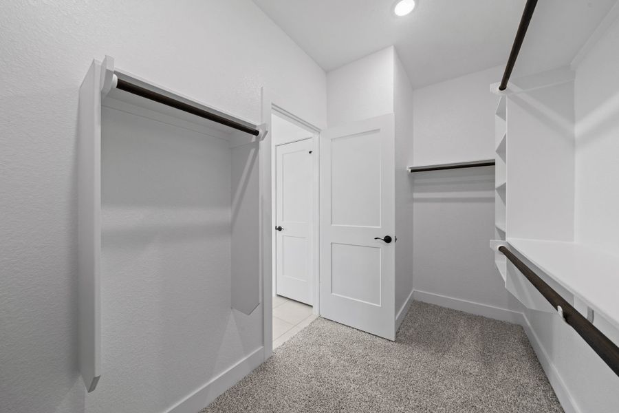 Spacious, unfurnished interior of a new home in The Woodlands Hills, Willis (Image 25). Spacious, unfurnished interior of a new home in The Woodlands Hills, Willis (Image 25).