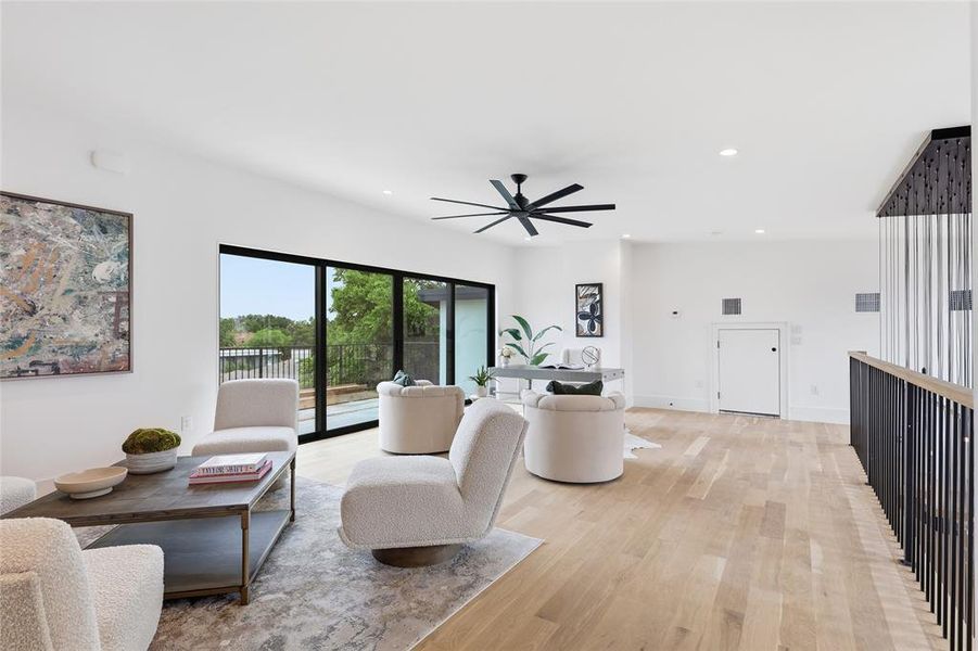 Furnished interior view inside a new home in , Dallas (Image 7).