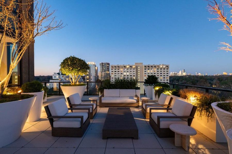 Image 47 of a home in .