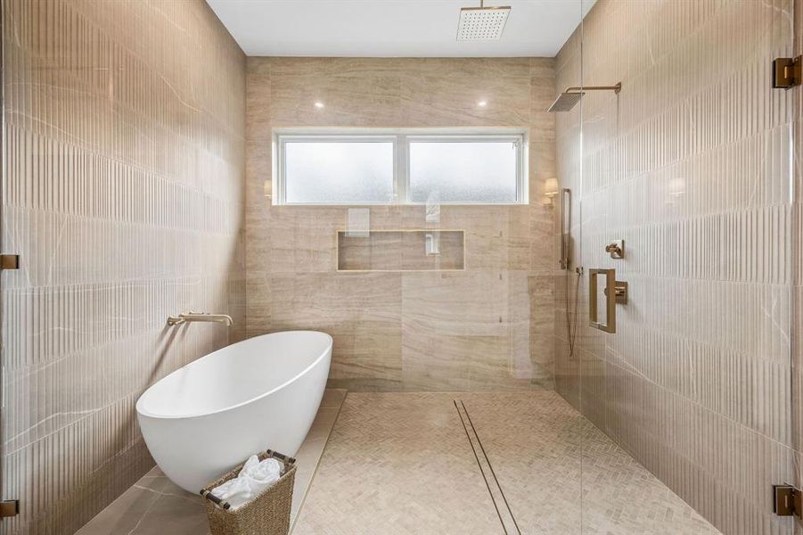 Furnished interior view inside a new home in , Dallas (Image 18).