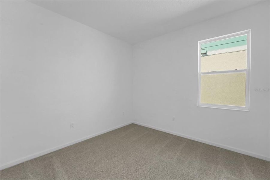 Spacious, unfurnished interior of a new home in Willowbrook North, Winter Haven (Image 24).