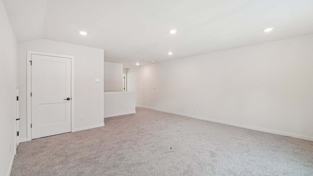 Representative unfurnished interior of a home built from the Cypress by D.R. Horton in Westport, York (Image 29).