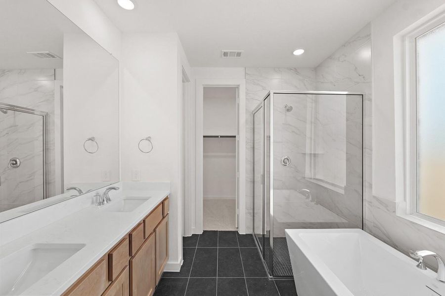 Furnished interior view inside a new home in ARTAVIA: 50ft. lots, Conroe (Image 4). Furnished interior view inside a new home in ARTAVIA: 50ft. lots, Conroe (Image 4).