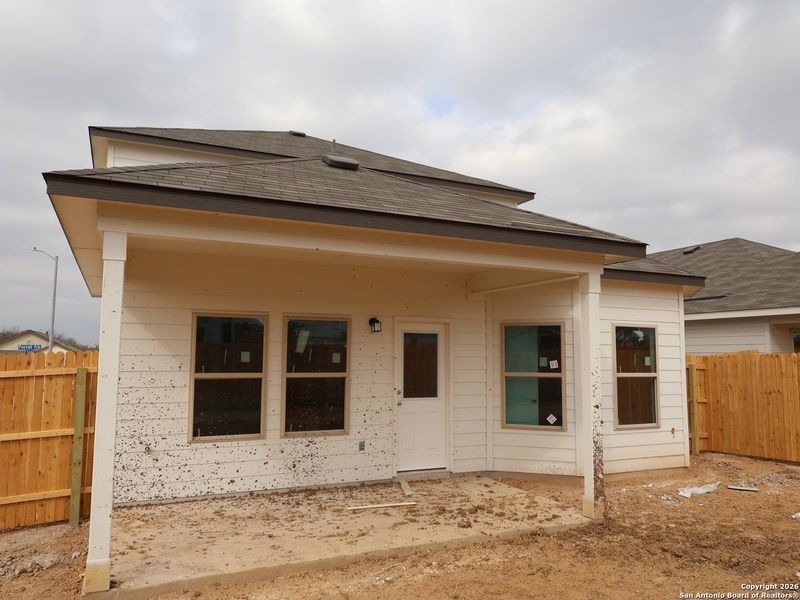 Image 39 of a home in Agave.