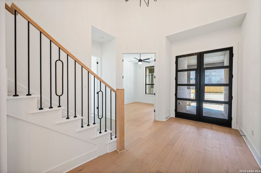 Spacious, unfurnished interior of a new home in La Cima, San Marcos (Image 20).