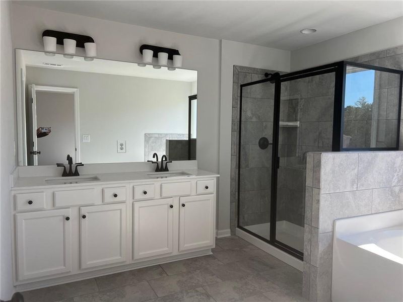 Furnished interior view inside a new home in Crofton Place Enclave, Snellville (Image 5).