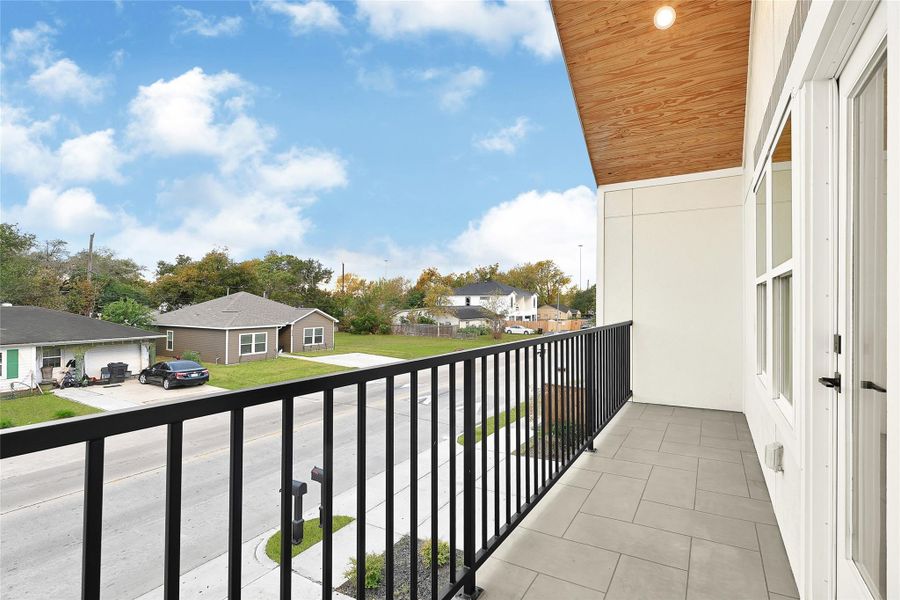 Exterior details and patio area of a home in , Houston (Image 4).