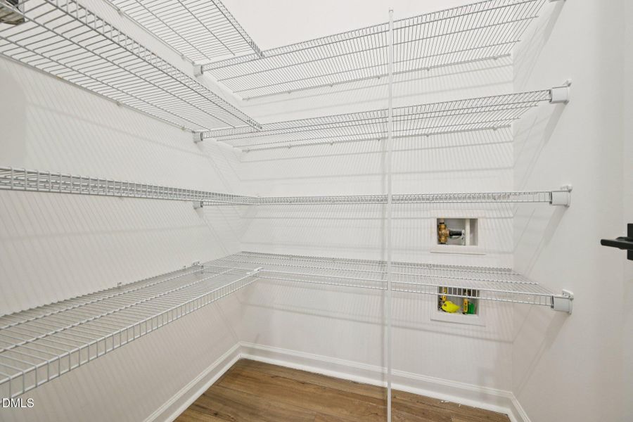 22-web-or-mls-Erastus Ct-S0502-022