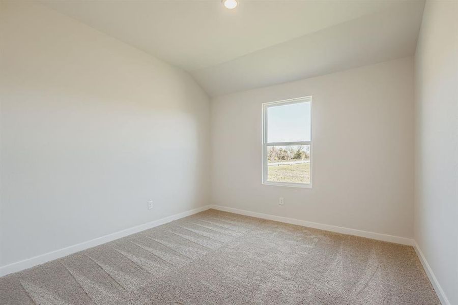 Spacious, unfurnished interior of a new home in Middlefield Village, Dallas (Image 24). Spacious, unfurnished interior of a new home in Middlefield Village, Dallas (Image 24).