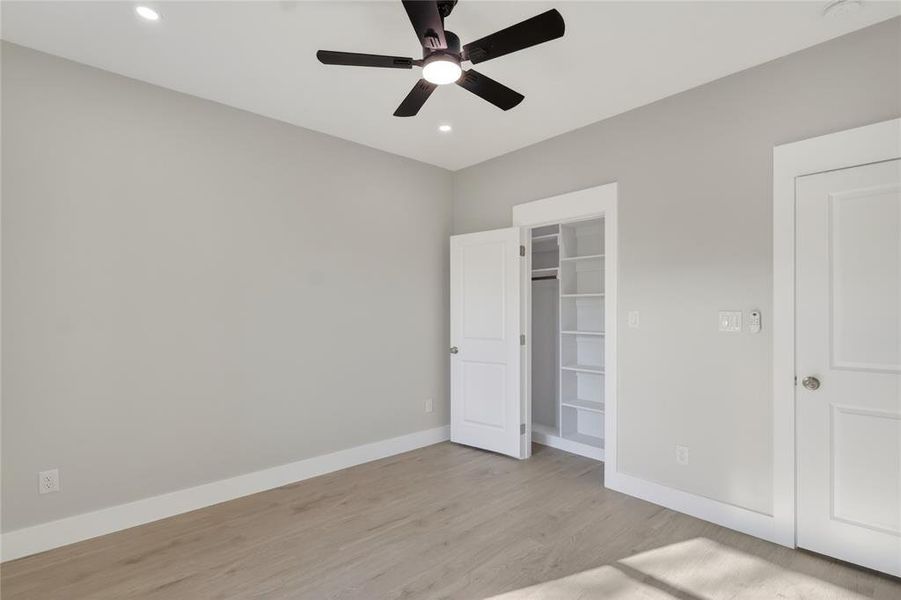 Spacious, unfurnished interior of a new home in , Gun Barrel City (Image 16). Spacious, unfurnished interior of a new home in , Gun Barrel City (Image 16).