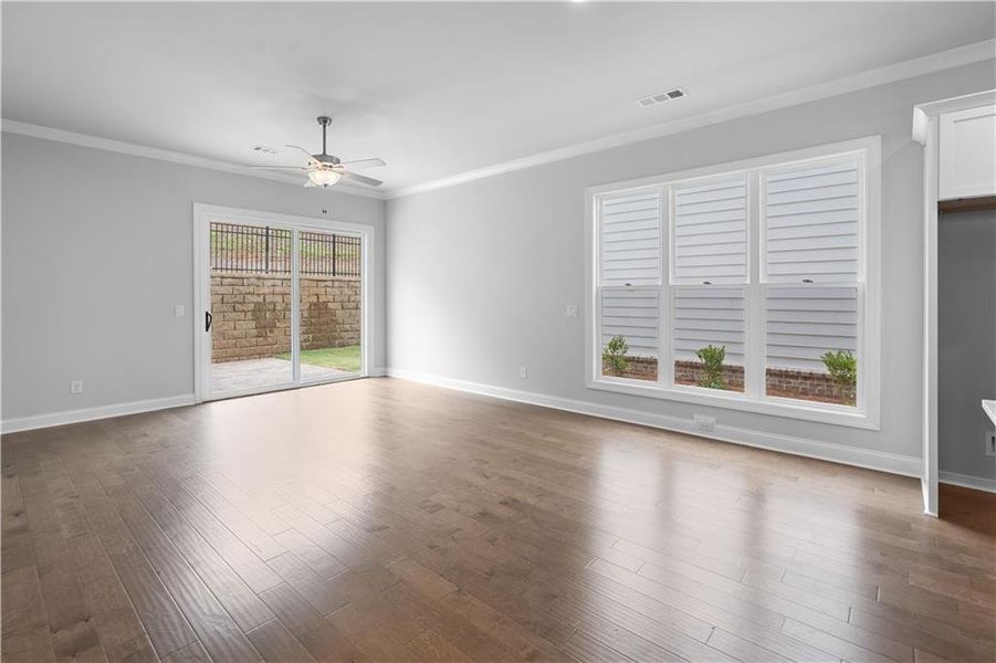 Spacious, unfurnished interior of a new home in Palisades Single Family, Cumming (Image 38).