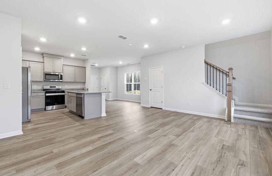 Spacious, unfurnished interior of a new home in Flemingfield, Greensboro (Image 45).