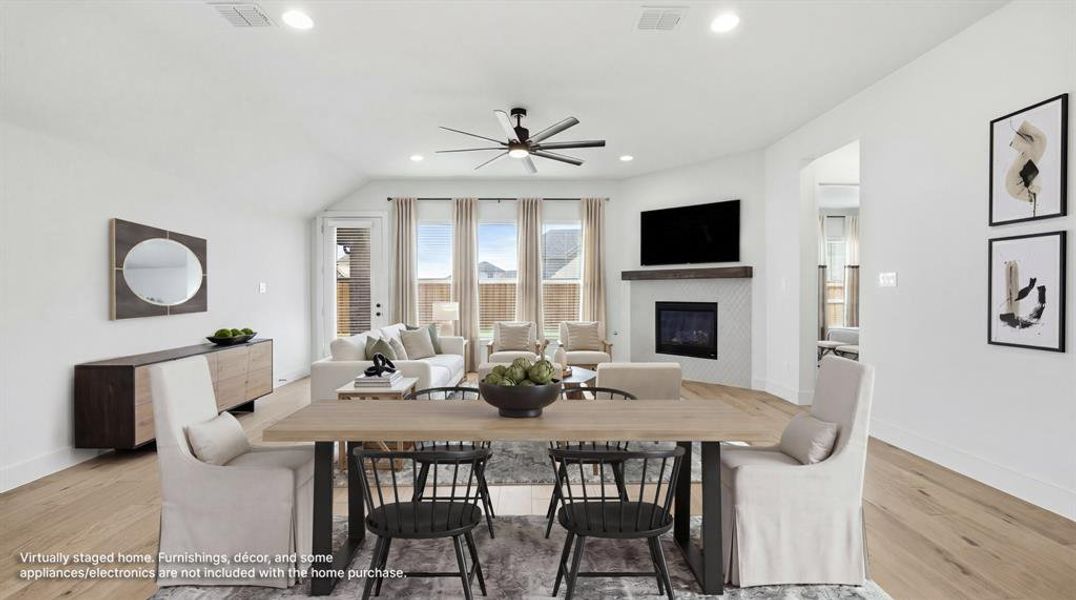 Furnished interior view inside a new home in Myrtle Creek, Waxahachie (Image 7).